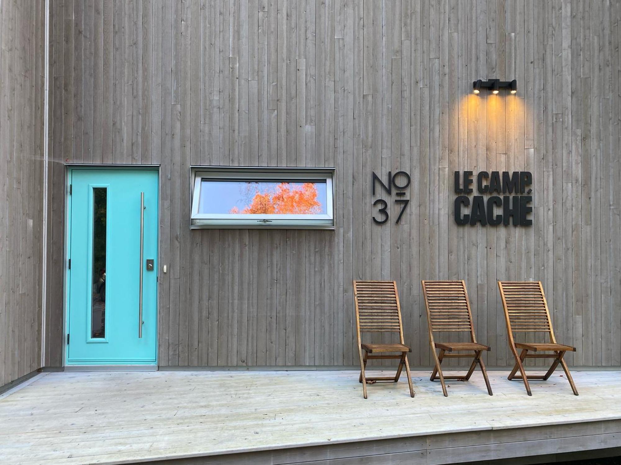 Bed and Breakfast Le Camp Cache Shefford Exterior foto